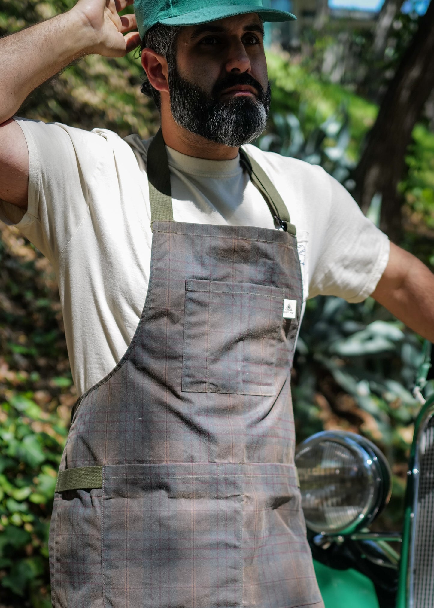 Buckhorn Apron in plaid waxed canvas with adjustable D-ring straps