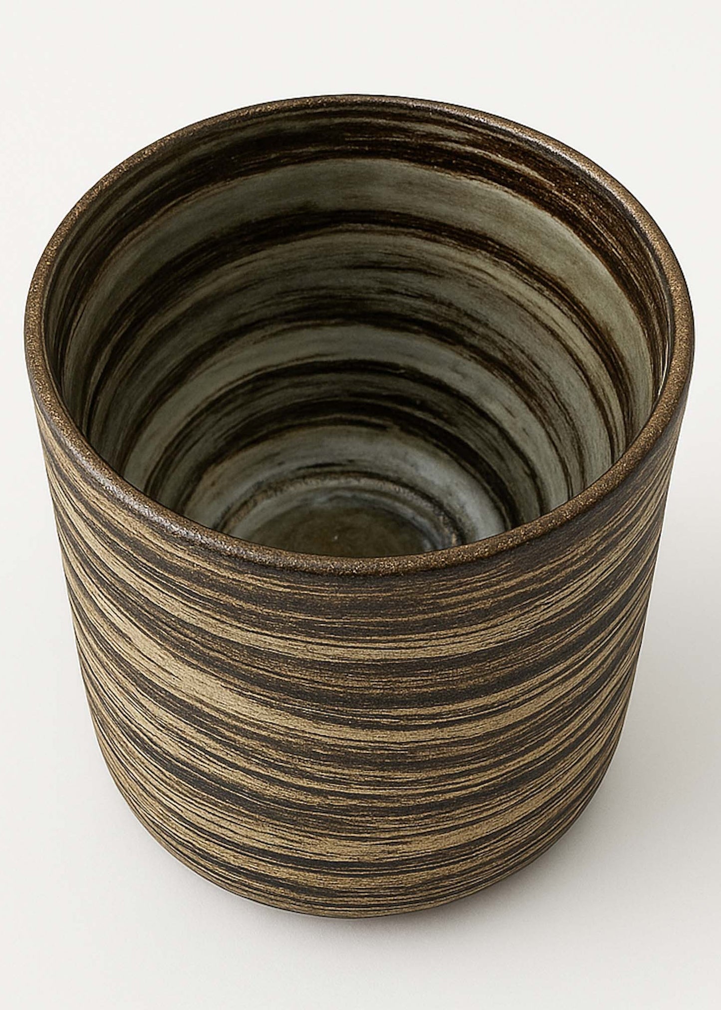 Close-up of 3-color marbled clay pattern on Earthware Cup