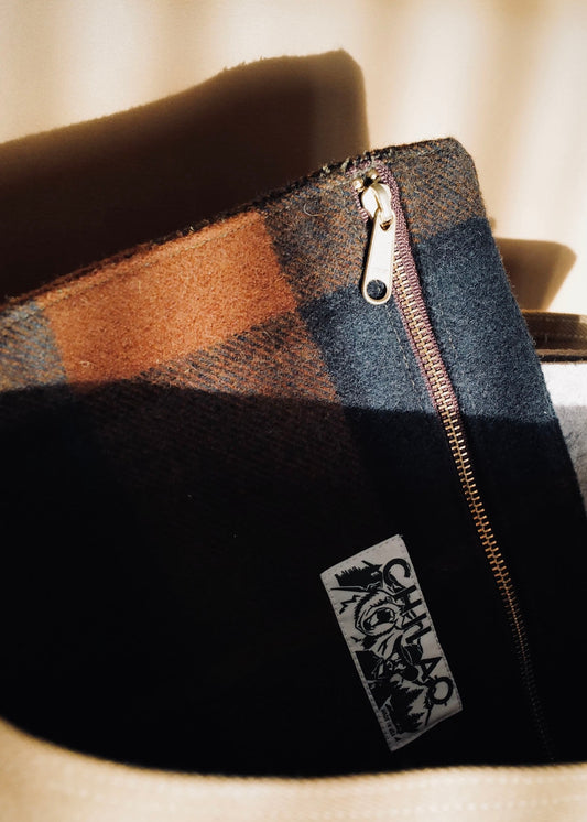 The Wooly Catch-all corner detail and construction