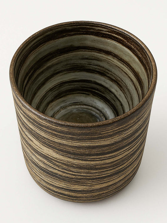 Close-up of 3-color marbled clay pattern on Earthware Cup